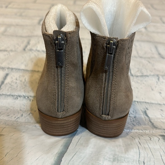 NIB Lucky Brand 🍀 Bootie - Picture 6 of 9